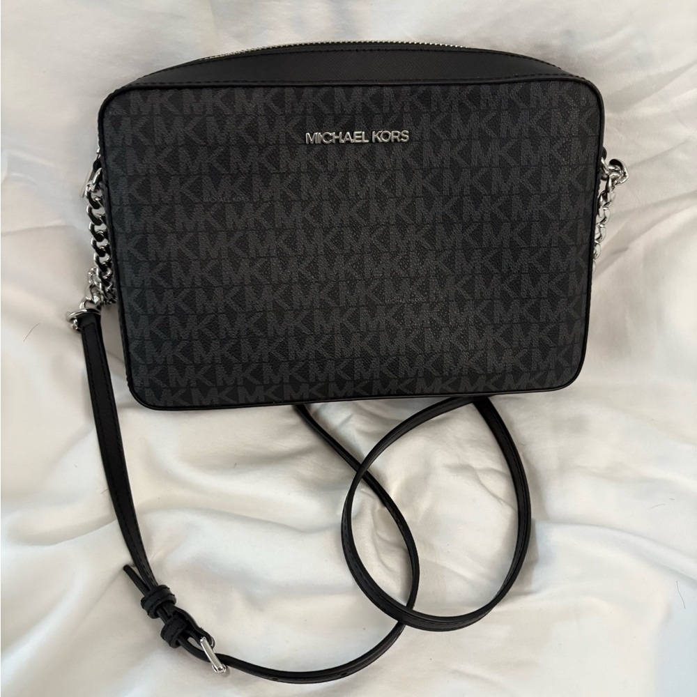 Michael Kors Black and Gray Crossbody Bag
